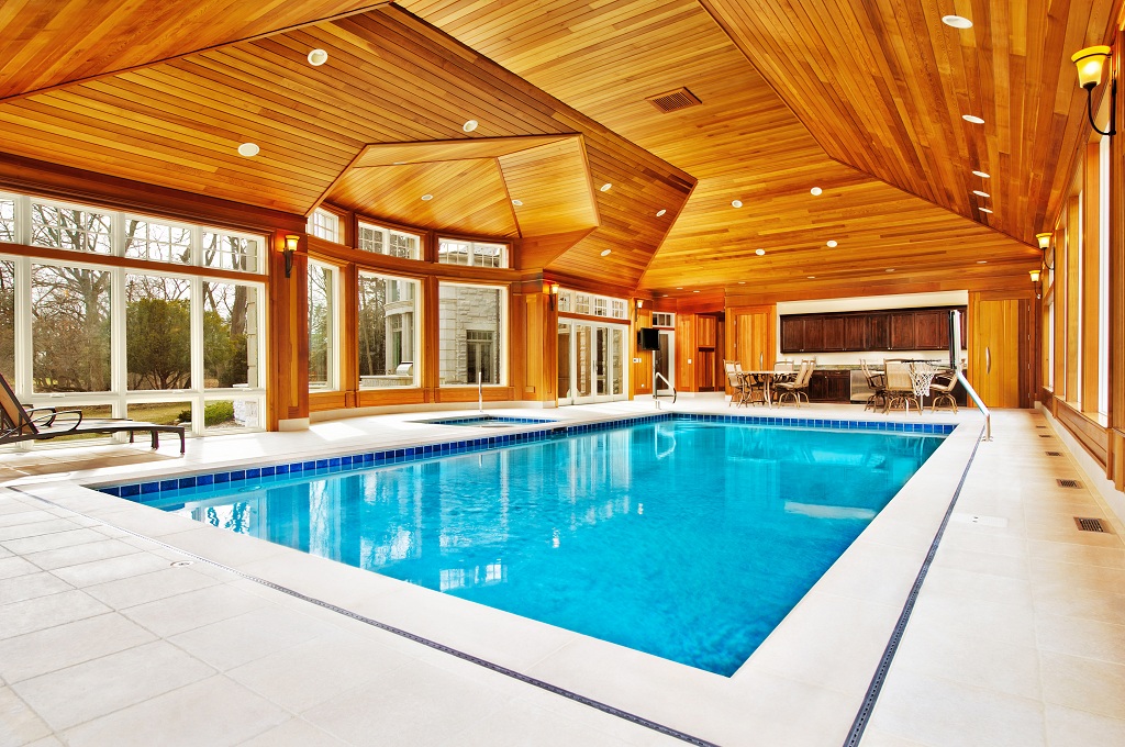 Glenview, IL Indoor Swimming Pool and Spa